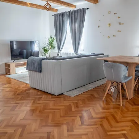Apartmán Middle Penthouse